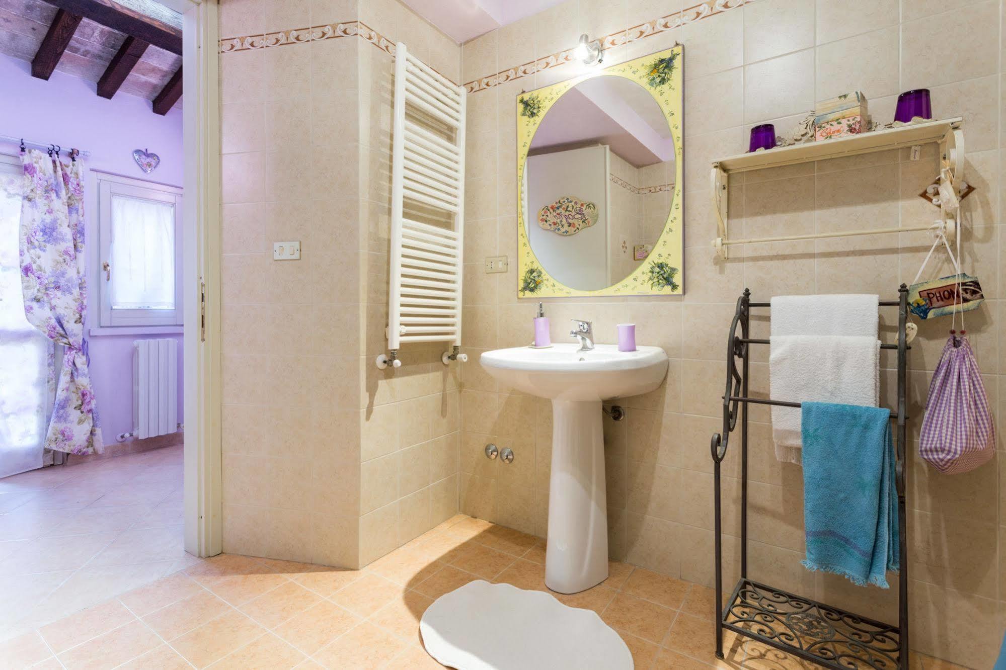 Bed And Breakfast Sognando Te Assisi Ngoại thất bức ảnh